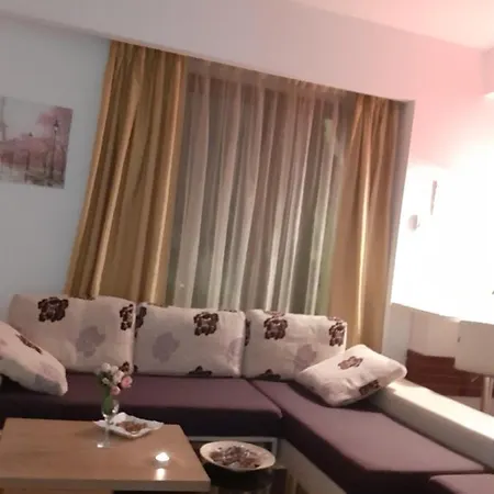 Maria Roses Luxury Apartment Bellevue Residence Apartment *
