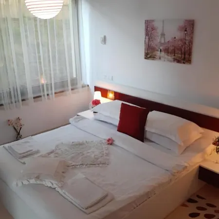 Maria Roses Luxury Apartment Bellevue Residence Brasov